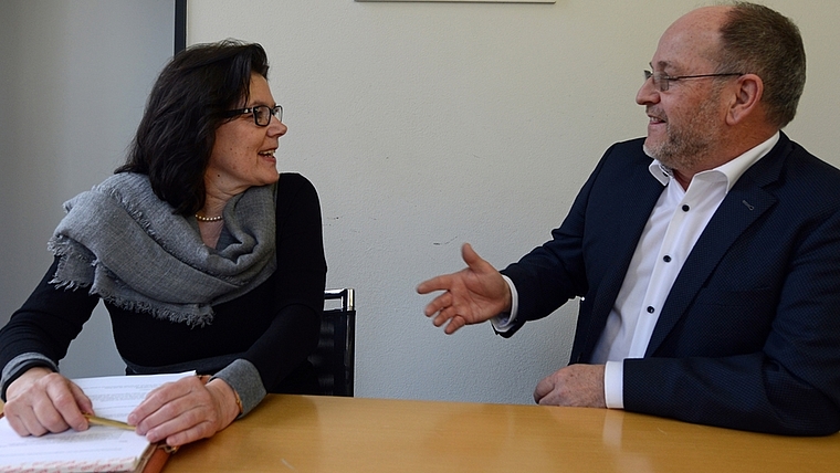 Katrin Röthlisberger und Christoph Ehrsam wollen der Bevölkerung eine Wahl zwischen zwei qualifizierten Gemeinderatsmitgliedern ermöglichen. (Bild Bernhard Schneider)
