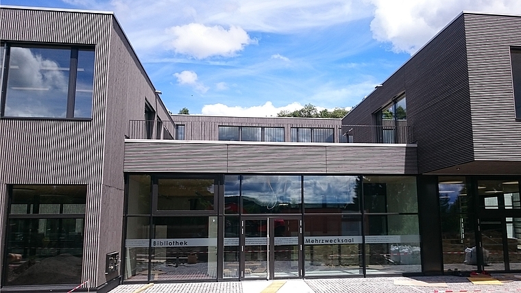 Die Schule Wettswil kann das neue Gebäude Ägerten heute Dienstag, 11. Juli, abnehmen. (Bild zvg.)