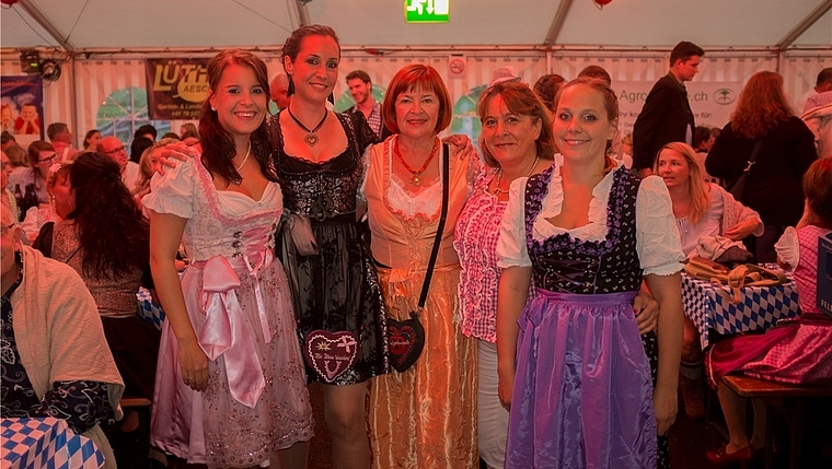 Auch am Stalliker Oktoberfest zeigten sich zahlreiche Damen im Dirndl. Etwas, das es vor den 1990er-Jahren in der Schweiz fast nicht gab. (Bild Salomon Schneider)
