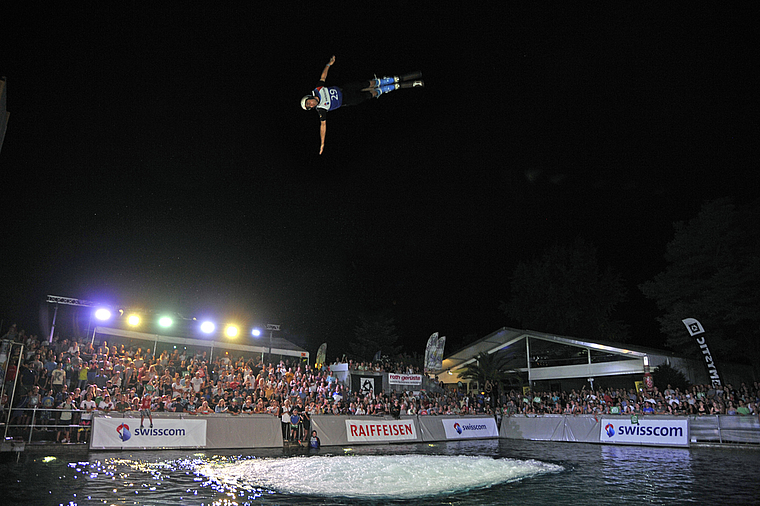 OK-Präsident Andreas Isoz gewann die 13. Freestyle-Night Samstagnacht im Mettmenstetter Jumpin. (Bild Martin Platter)