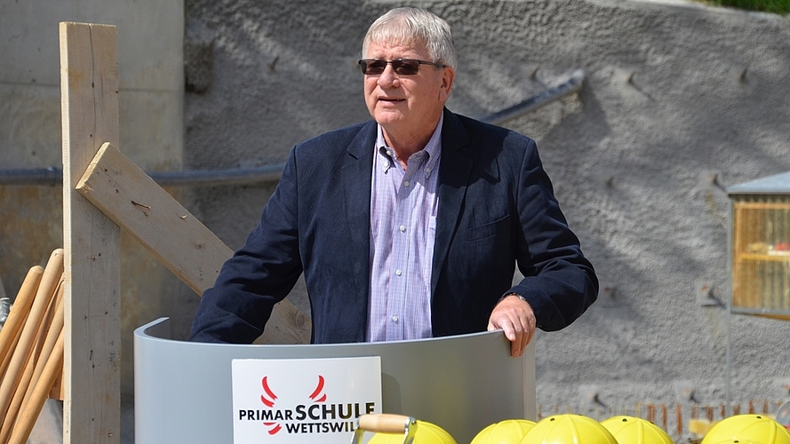 Der Wettswiler Gemeindepräsident Hanspeter Eichenberger freut sich auch auf den Mehrzwecksaal.
