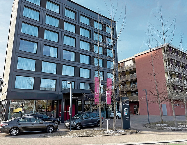 Auf dem ehemaligen OVA-Gelände entstanden unter anderem ein Hotel sowie ein modernes Wohn- und Pflegezentrum. (Bild Angela Bernetta)