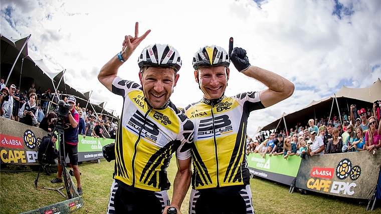 Die beiden Cape-Epic-Sieger Karl Platt (links) und Urs Huber sind Brüder im Geiste, die dem sportlichen Erfolg alles unterordnen. (Bild Nick Muzik/Cape Epic/Sportpics)