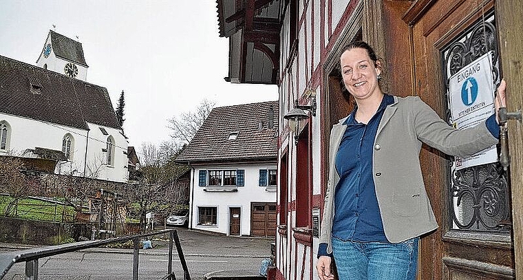 Spürt das Vertrauen von Gemeindepräsident und Gemeinderat: Chantal Nitschké, seit August 2020 Gemeindeschreiberin in Maschwanden. (Bild Werner Schneiter)