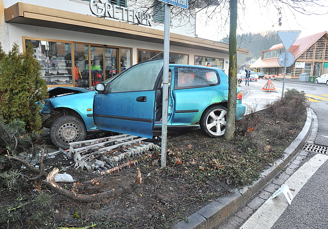 Wenn ein 16-Jähriger das Auto seines Vaters entwendet ... (Bild Kapo ZH)