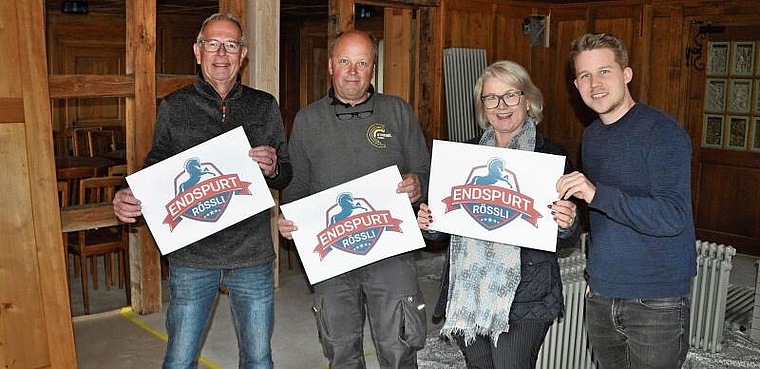 Vorstandsmitglieder der Genossenschaft gehen engagiert in den Endspurt zur Finanzierung von Umbau und Renovation im «Rössli» Mettmenstetten
(von links): Markus Tschan, Präsident; Thomas Strebel, Bau; Priska Wyser, Finanzen, und Miro Hegnauer, Ko