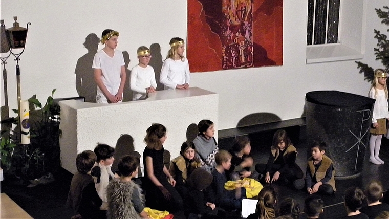 «Wached uf, schlafed nöd!» Die Engel bringen den Hirten die Botschaft von der Geburt Jesu. <em>(Bild Marianne Voss)</em>