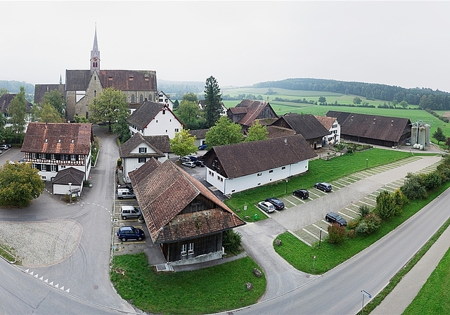 Das Klosterareal in Kappel aus der Vogelperspektive. (Bild Peer Messerli)