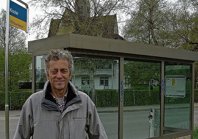 Der Initiator Roman von Sury beim Start des «Umweg am Albis» 