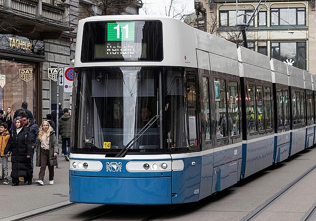 Neu fährt in der Stadt Zürich ab dem 14. Dezember nicht mehr Tram 11, sondern Tram 4 via Spitälerquartier Lengg/Haltestelle Balgrist nach Rehalp. (Bild Severin Bigler)