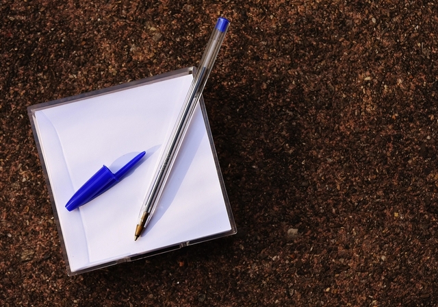 Aktennotizen sind ein Führungsinstrument, das unter den Lehrpesonen an der Sek Bonstetten für Verunsicherung. (Symbolbild Pixabay)
