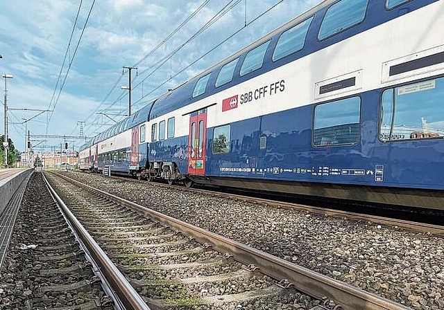 Die S-Bahnen fahren während dreier Wochen eingeschränkt. (Bild Dominik Stierli)