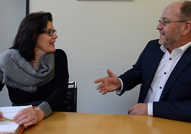 Katrin Röthlisberger und Christoph Ehrsam wollen der Bevölkerung eine Wahl zwischen zwei qualifizierten Gemeinderatsmitgliedern ermöglichen. (Bild Bernhard Schneider)