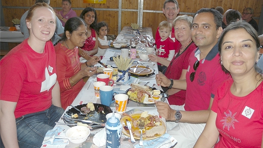 «Wir kommen aus Amerika und Indien.»