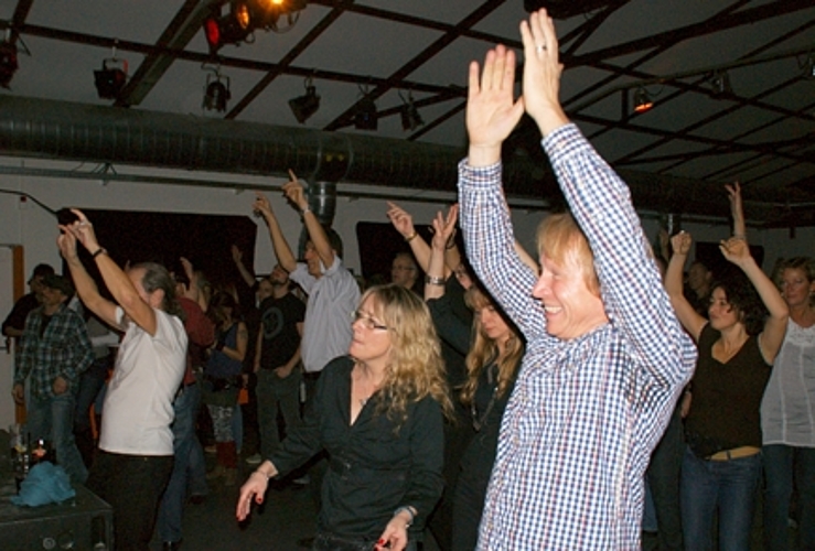 Das «Break»-Publikum geht mit. (Bilder Thomas Stöckli)
Das «Break»-Publikum geht mit. (Bilder Thomas Stöckli)