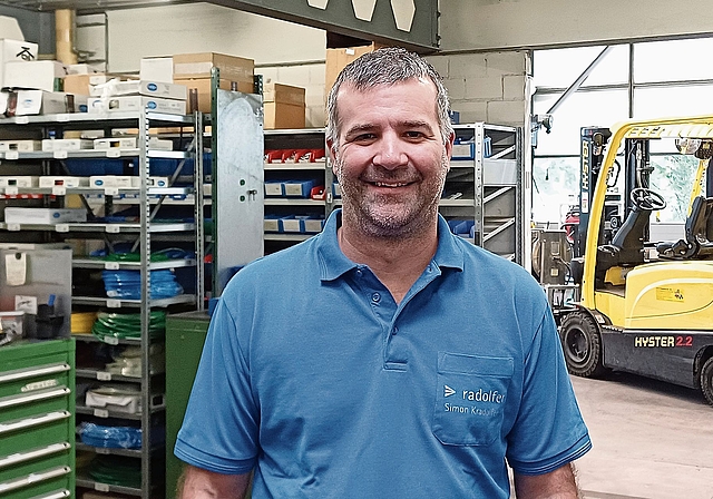 Simon Kradolfer führt die Kradolfer AG in dritter Generation. Drei weitere Familienmitglieder arbeiten mit. (Bild Regula Zellweger)
