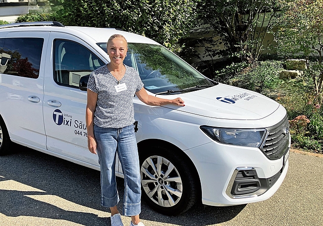 Tixi-Fahrerin Corinne Rigoni ist gerne für andere unterwegs. (Bild Marianne Voss)
