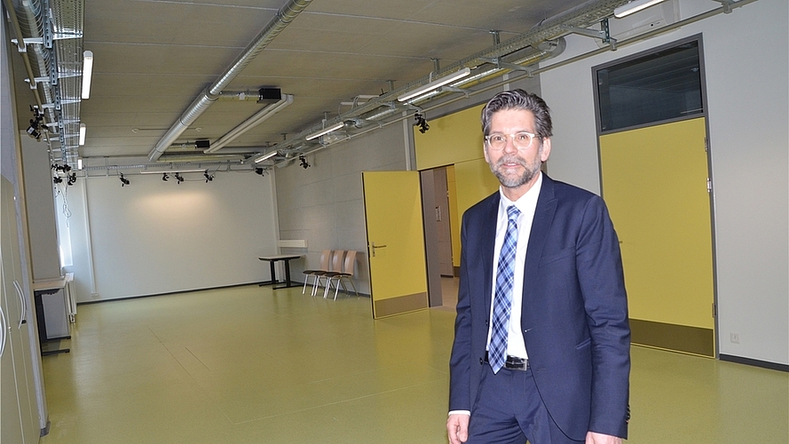...ein anderes wird das neue Ganglabor, das Andreas Meyer-Heim hier zeigt. ...ein anderes wird das neue Ganglabor, das Andreas Meyer-Heim hier zeigt.
