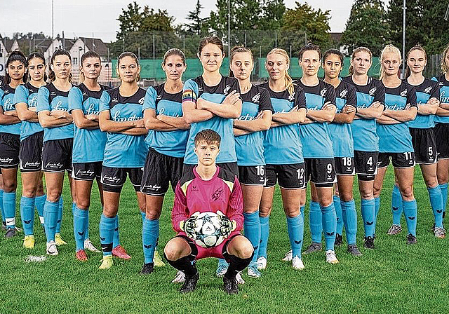 Das Frauenteam des FC Affoltern, bevor es sich aufgelöst hat.  