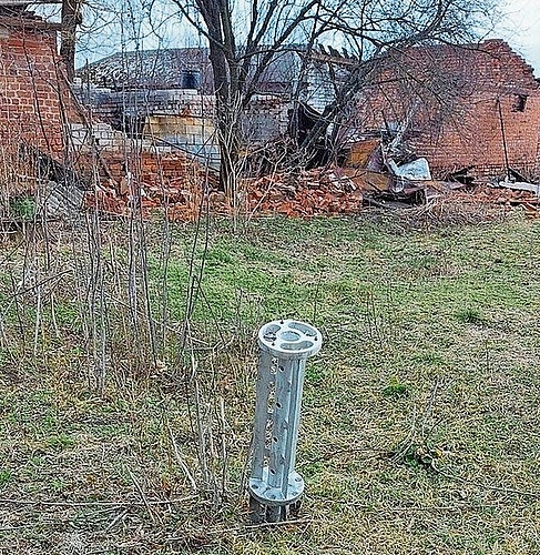 Der Beschuss durch russische Raketen richtete im Zuhause im Dorf Kyinka Schäden an. (Bilder zvg.)
