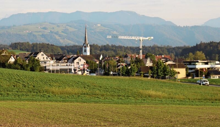 Die Liegenschaften im Kanton werden ab 2026 neu bewertet. Auch im Säuliamt, im Bild Mettmenstetten. (Bild Florian Hofer)