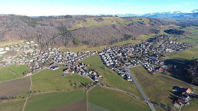 Schneidet im Säuliamt besonders gut ab: die Gemeinde Hausen.