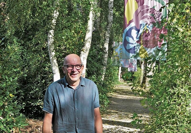 Urs Amstutz engagiert sich für zeitgenössische Kunst. Er hat MoorArt initiiert und kuratiert. (Bild Regula Zellweger)