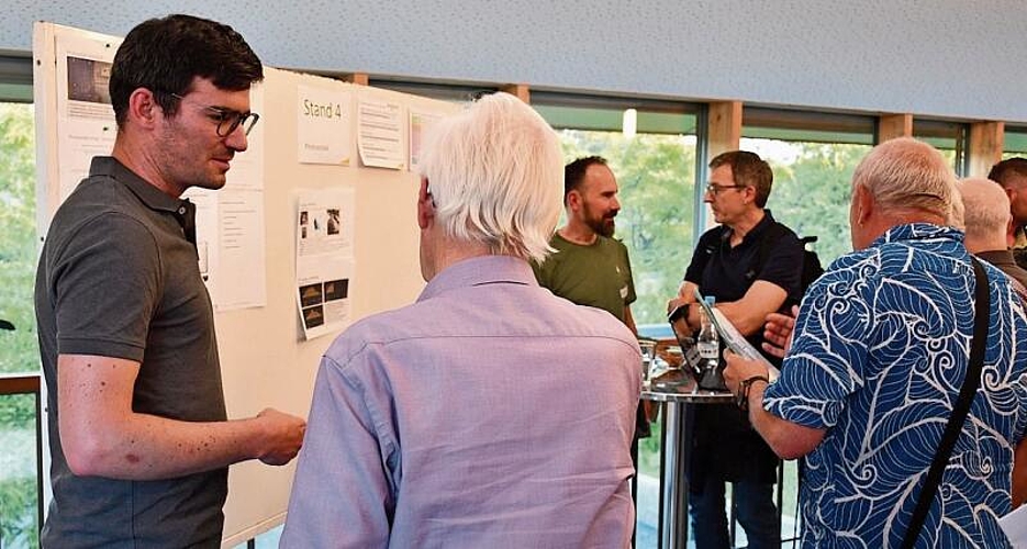 An verschiedenen Ständen konnte man sich am Anlass in Obfelden informieren.