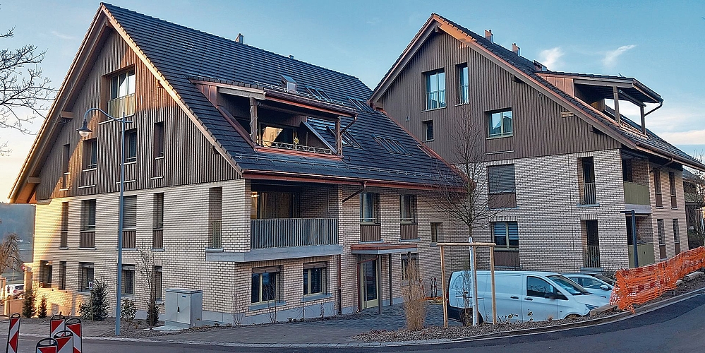 Wohnraum bleibt ein hochaktuelles Thema, hier eine Neubausiedlung der Wohn- und Baugenossenschaft Gewobag, die im Sommer 2025 bezugsbereit war.