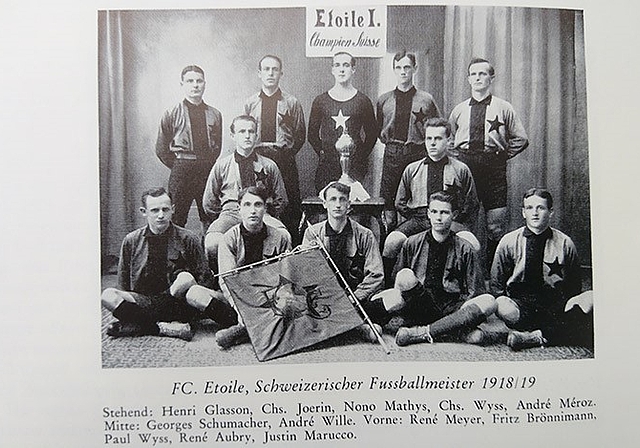 In der Saison 1918/19 wurde der FC Etoile La Chaux-de-Fonds Schweizer Fussballmeister. (Bild «Schweizerische Sportzeitung» 1919)