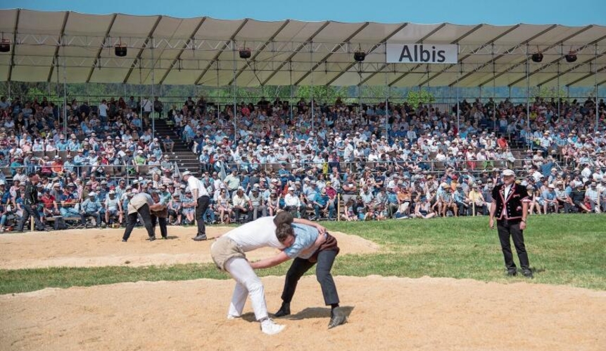 Am Kantonalschwingfest werden drei grosse Tribünen mit über 4300 Sitzplätzen bereitstehen. (Bild Fredi Steinmann)