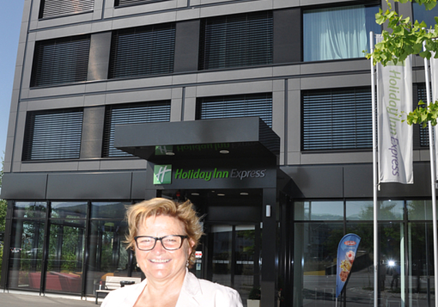 Holiday-Inn-Geschäftsführerin Hedi Füchslin will neben Touristen vermehrt auch Geschäftskunden ansprechen. (Bild Werner Schneiter)