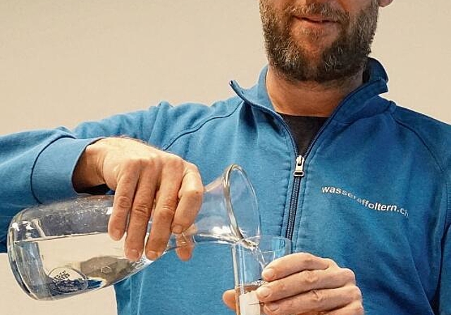 David Nietlispach ist Betriebsleiter der Wasserversorgungs-Genossenschaft Affoltern. (Bild Luc Müller)