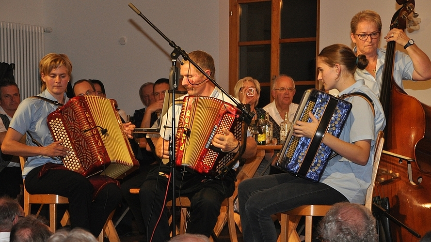 «Ächt bodästendig» aus dem Berner Oberland. (Bilder Werner Schneiter)