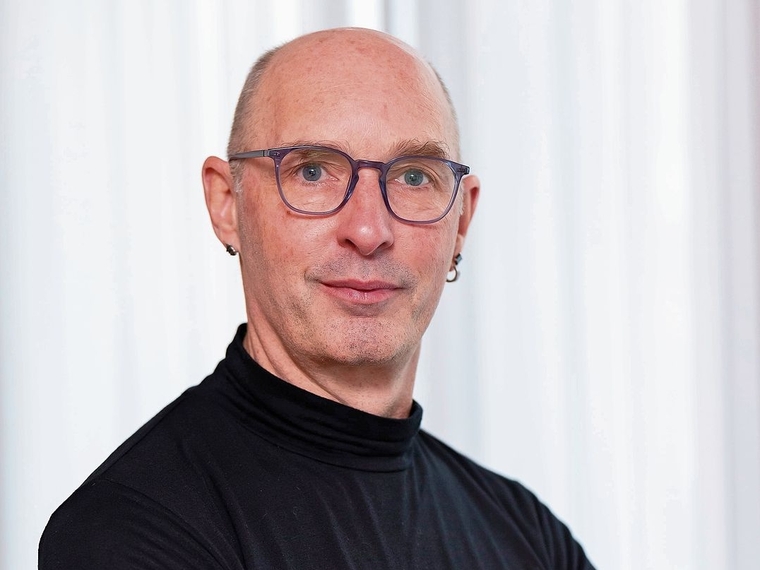 «Jeder kann einen Beitrag leisten, indem die Geräte zu Hause bewusster und gezielter genutzt werden»: der Mettmenstetter Gemeinderat Marcel Eicher. (Bild Daniel Vaia)