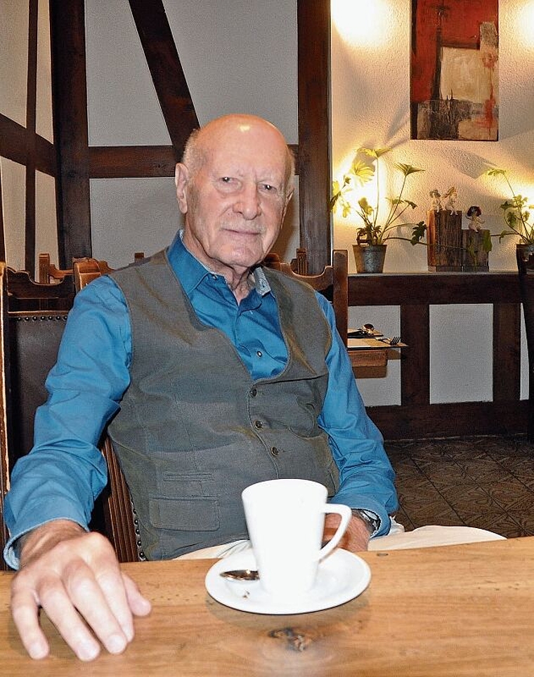 Auf einen Kaffee im «Central»: Journalist Erich Gysling, der Weitgereiste,