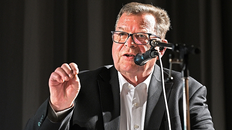 Toni Bortoluzzi: «Ich habe den Eindruck, Affoltern produziert einen gesundheitspolitischen Flop.» <em>(Bild Martin Platter)</em>