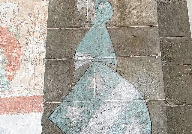 Die 64 globiähnlichen Porträts sind in einer Grabkapelle der Kirche des Klosters Kappel zu finden. (Bild Angela Bernetta)