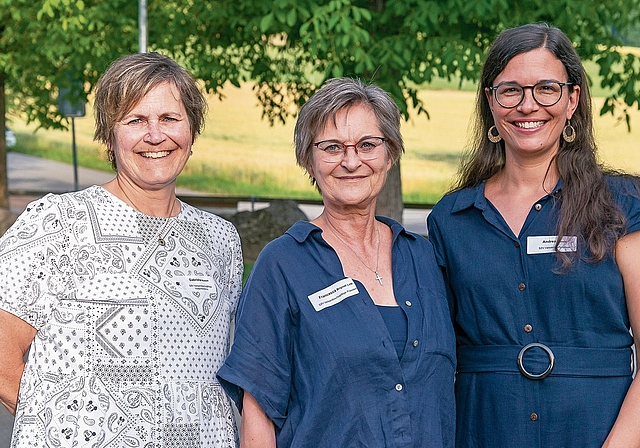 Steht wegen der schon seit Längerem anhaltenden Suche nach einem neuen Standort für die Heilpädagogische Schule unter besonderem Druck: die dreiköpfige Verbandsschulpflege mit (v. l. n. r.) Gabriela Nüesch, Präsidentin Francesca Brignoli Lutz u