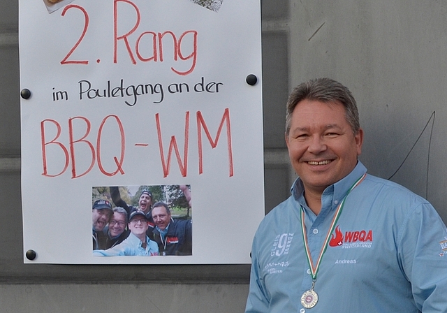Captain Andreas Häberling, Wirt und Koch des Restaurants Weingarten in Affoltern. (Bild Martin Mullis)