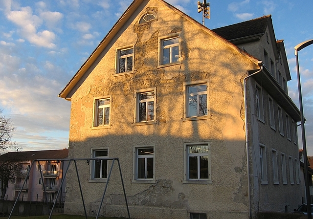 Altes Schulhaus in Zwillikon: Der Sanierungsbedarf ist unbestritten. (Bild zvg.)