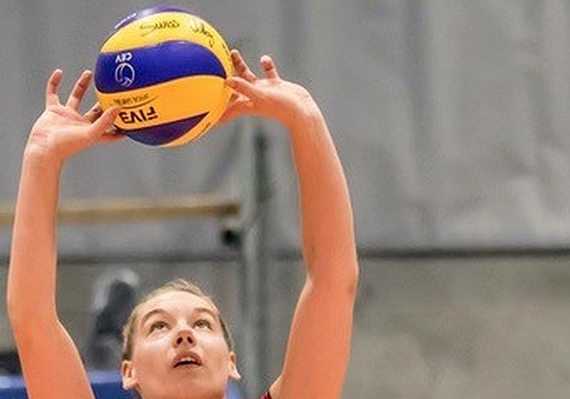 Als Passeurin setzt Olivia Wassner die Schweizer Angreiferinnen in Szene. <em>(Bild Marc Raeber)</em>
