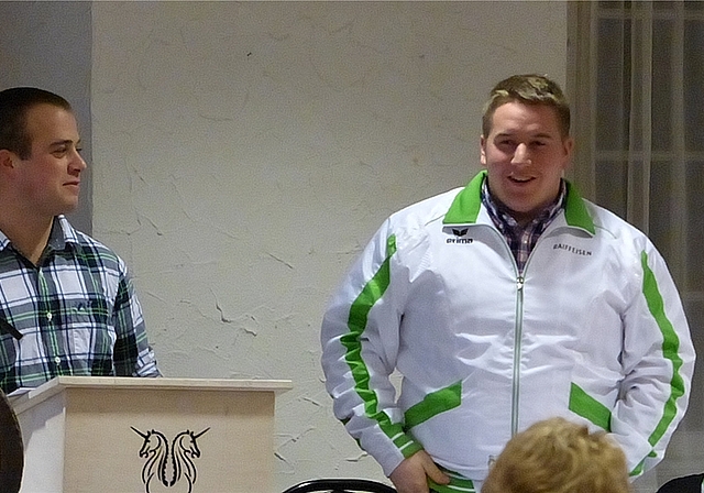Die drei neuen Freimitglieder Remo Hess, Mark Gut und Hanspeter Kern (von links) tragen ihre Laudatio gleich selber als Sketch vor. 
