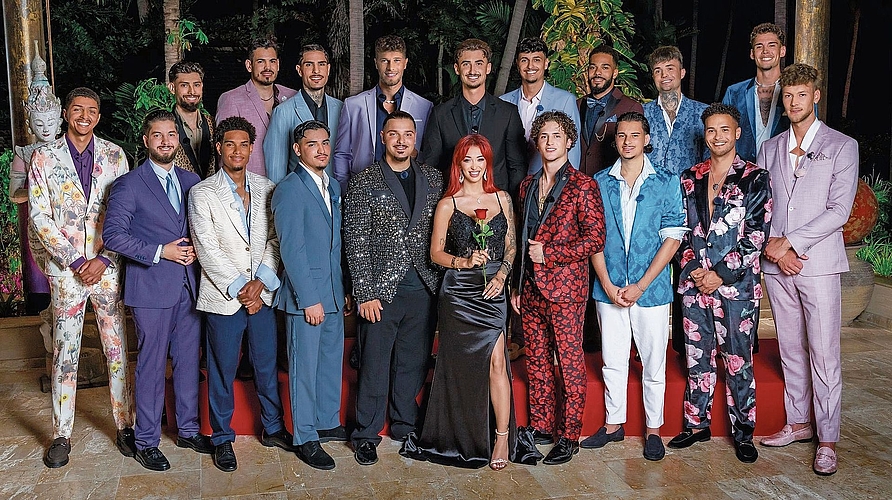 Chyna (links) ist einer von 21 Kandidaten, die alle ab kommenden Montag versuchen, das Herz von Bachelorette Ariel zu gewinnen. (Bilder zvg)
