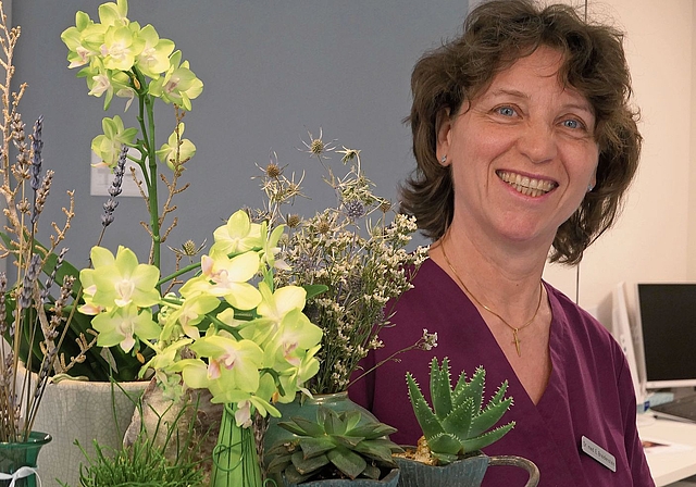 Hausärztin Eveline Breidenstein ist gemeinsam mit Geriater Erich Villiger Geschäftsinhaberin der MedVita Praxis GmbH in Obfelden. (Bild Regula Zellweger)