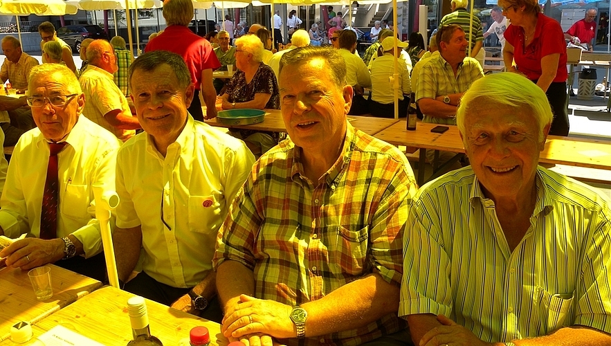 SVP-Kollegen treffen sich. Von links: Jakob Geissbühler, Regierungsrat Ernst Stocker, Toni Bortoluzzi und Theo Fischer.