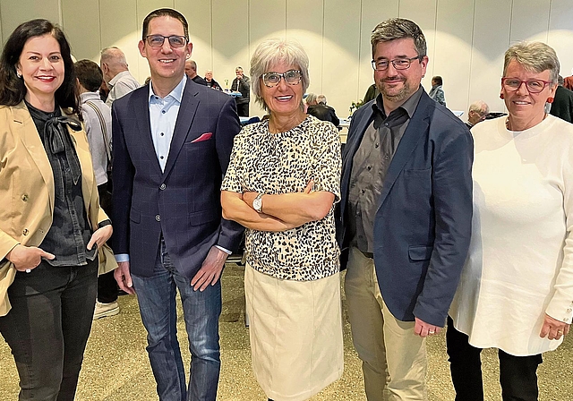 Der frisch nominierte Vorstand an der Mitgliederversammlung. Von links: Alexia Hungerbühler, Präsident Andreas Renggli, Claudia Hurter, Toni Jäggi und Edith Rieser. (Bilder Marianne Voss)