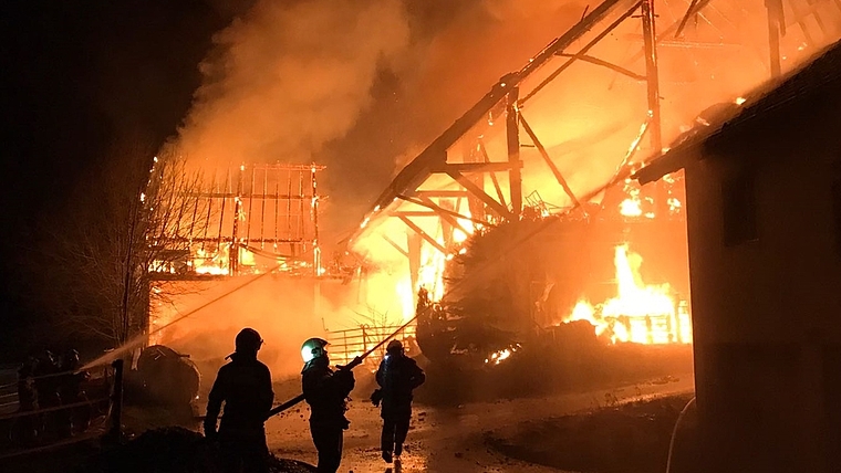 Der Brand zerstörte den Ökonomieteil bis auf das Fundament. (Bild zvg.)