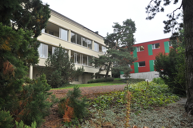 Das Spital Affoltern muss sich im neuen Marktumfeld gegenüber den Mitbewerbern behaupten. Im ersten Halbjahr 2015 liegt das Rechnungsergebnis über den budgetierten Zahlen. (Bild Werner Schneiter)