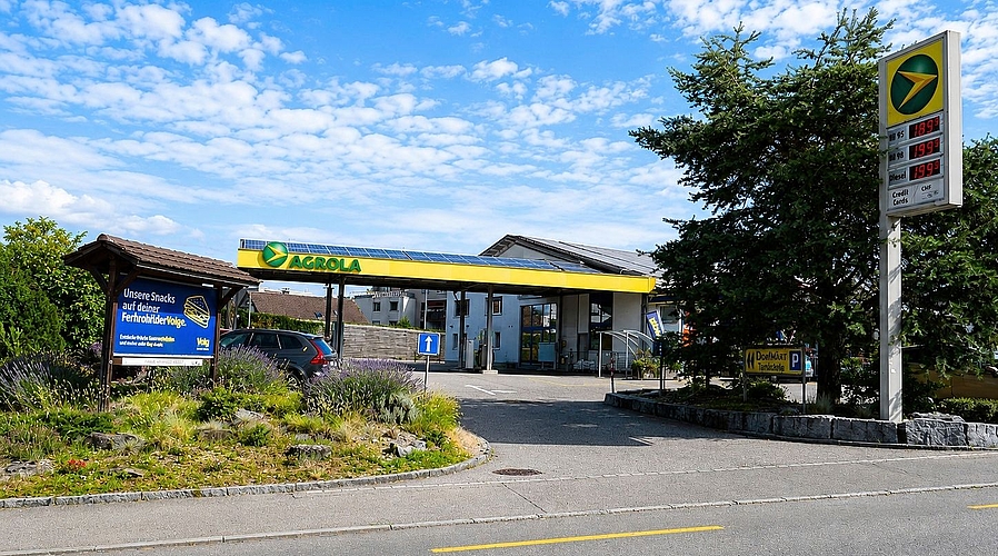 In Obfelden findet sich ein Hotspot beim Volg und bei der Tankstelle. In Obfelden findet sich ein Hotspot beim Volg und bei der Tankstelle.